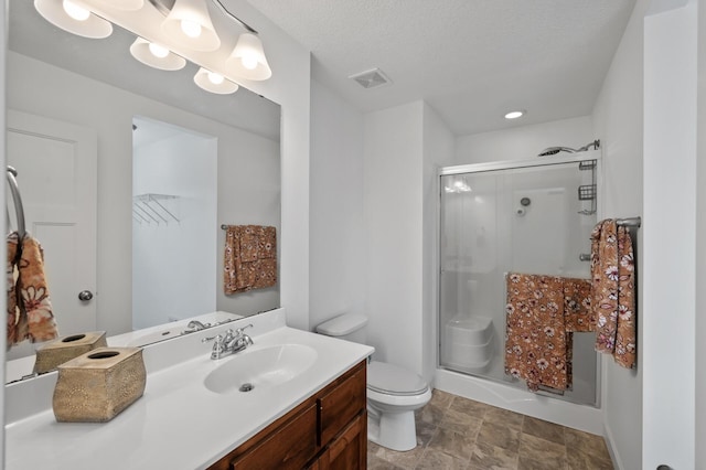 10412 Florida Ave N, Brooklyn Park, MN 55445 - full bath featuring a stall shower and vanity