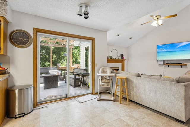 3113 Chandler Ct, Burnsville, MN 55337 - photo 6