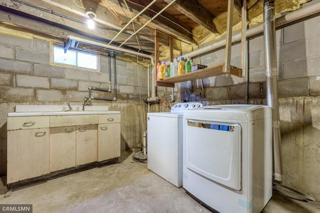 W10429 Hinker Rd, Foster Twp, WI 54493 - laundry area with cabinet space and washer and dryer
