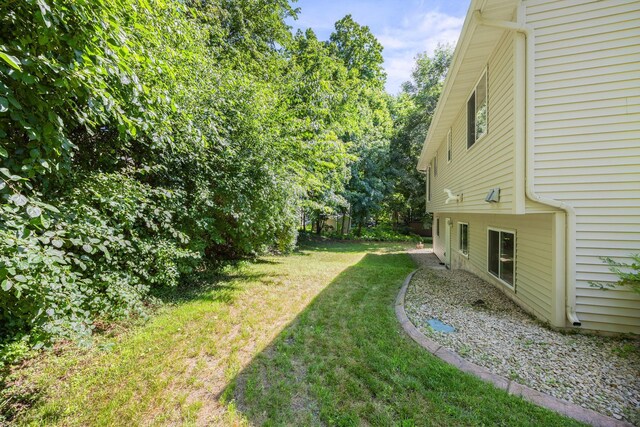 911 Hazelwood Ct, Buffalo, MN 55313 - view of grassy yard