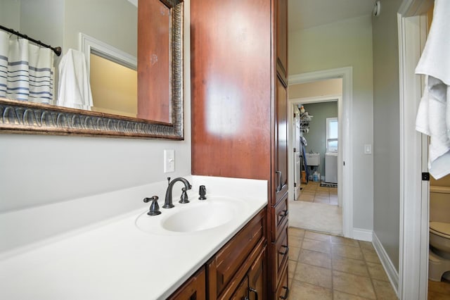 1570 Wood Duck Ln NE, Owatonna, MN 55060 - full bathroom featuring toilet and vanity