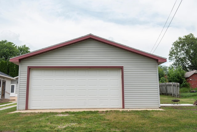 304 Pearl St, Spring Valley, MN 55975 - view of detached garage