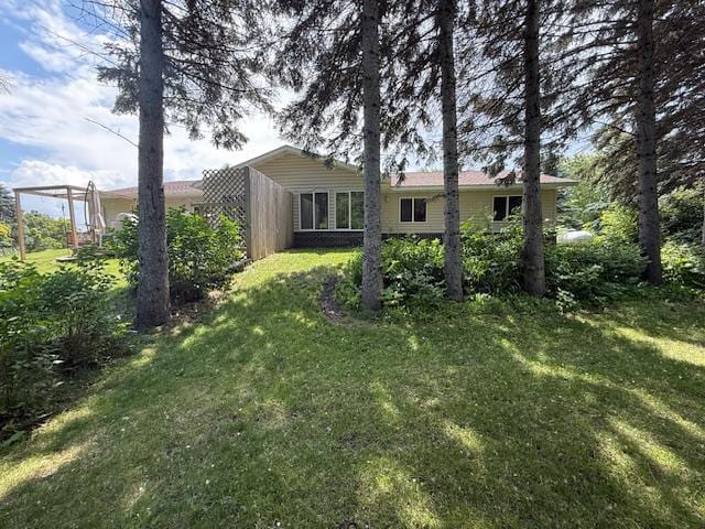 625 Meeker Ct NW, Evansville, MN 56326 - view of green lawn