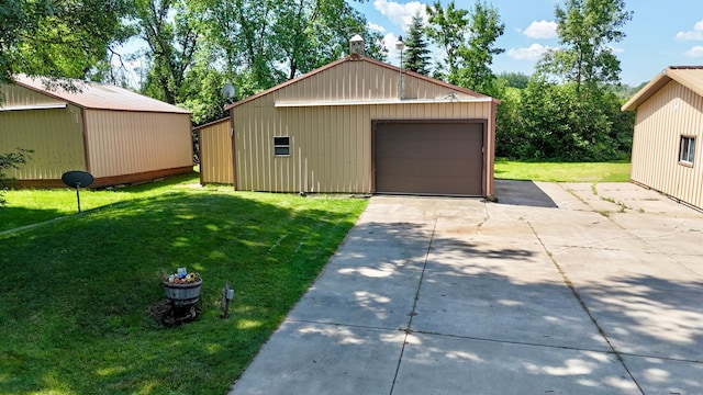 15467 Twilight Rd, Onamia, MN 56359 - detached garage with driveway