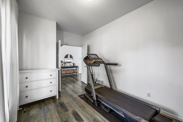 7804 Stafford Trl, Savage, MN 55378 - exercise room with dark wood finished floors