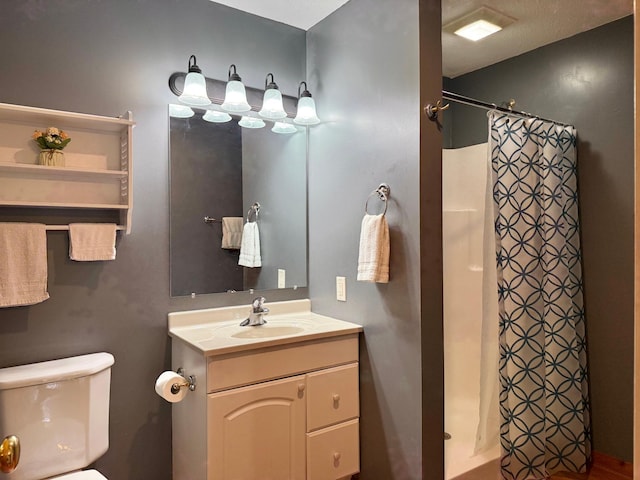 18611 327th Ave, Isle, MN 56342 - full bath with vanity and curtained shower