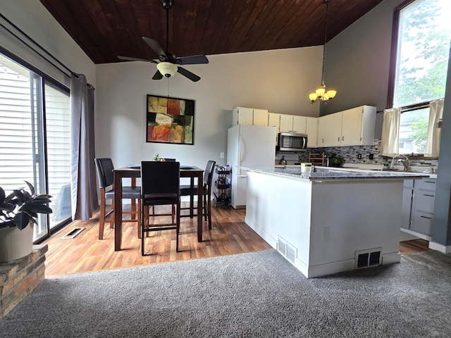 13749 Heywood Ct, Apple Valley, MN 55124 - photo 4