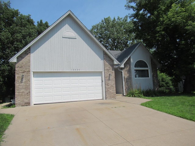 13437 Zarthan Ave S, Savage, MN 55378 - photo 2