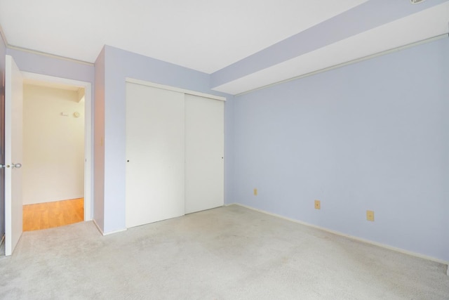 66 9th St E Unit 1315, Saint Paul, MN 55101 - unfurnished bedroom with carpet and a closet