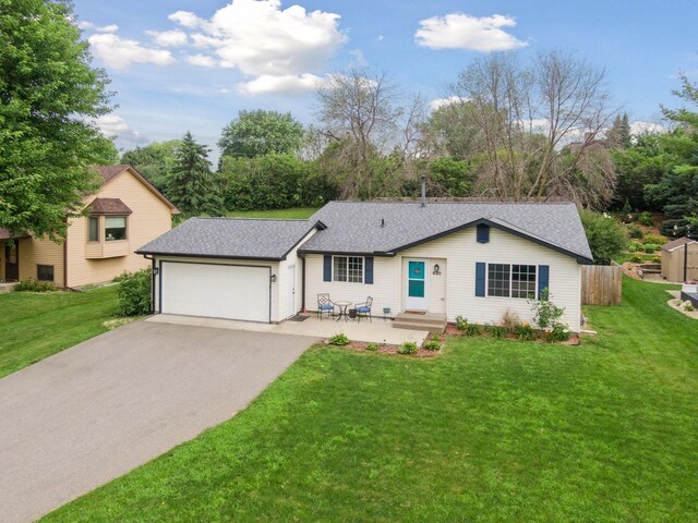 620 Saxony Cir, Chaska, MN 55318 - photo 1