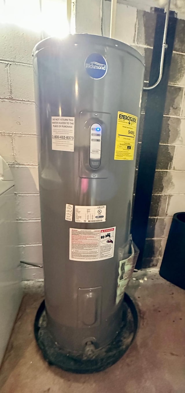1555 US Highway 75, Lake Benton Twp, MN 56149 - utility room with electric water heater