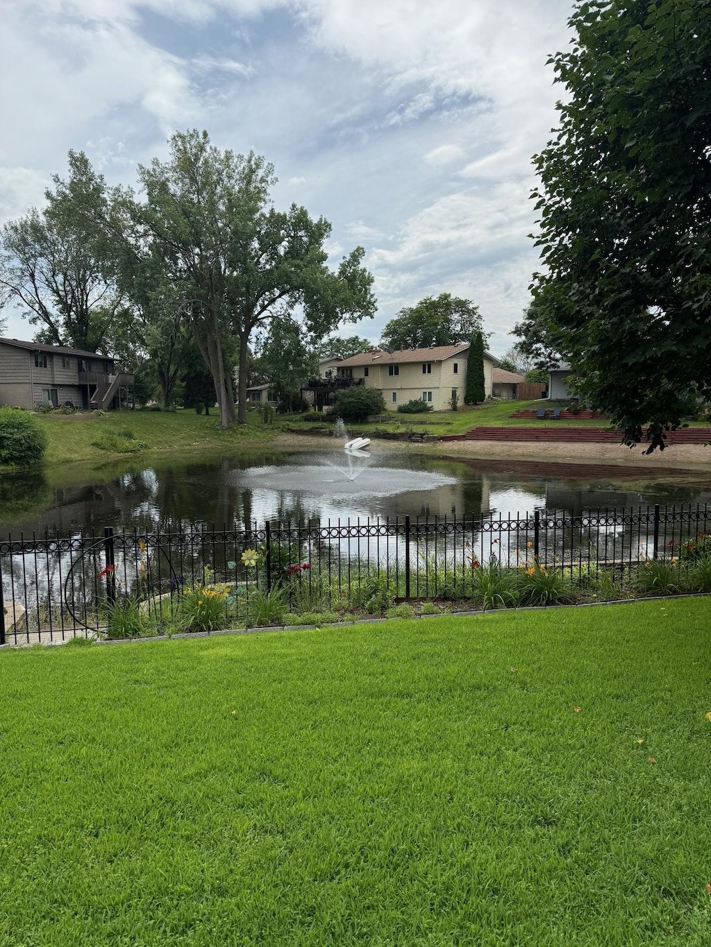 6727 80th Ave N, Brooklyn Park, MN 55445 - water view