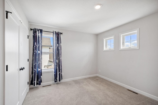 14221 Aspen Ave, Rosemount, MN 55068 - unfurnished room with carpet and baseboards