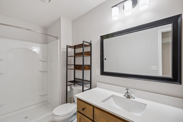 14221 Aspen Ave, Rosemount, MN 55068 - bathroom featuring a shower and vanity