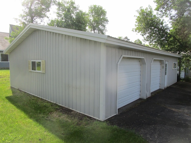 32468 County Highway 27, Elizabeth Twp, MN 56534 - view of detached garage