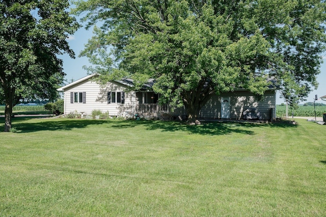 600 Venn St, Sherburn, MN 56171 - view of green lawn