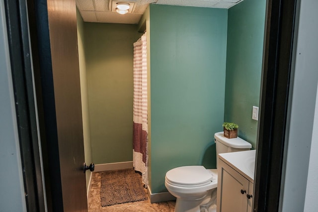600 Venn St, Sherburn, MN 56171 - full bath featuring a paneled ceiling, vanity, and a shower with curtain