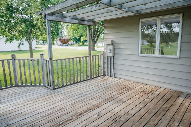 600 Venn St, Sherburn, MN 56171 - wooden deck featuring a yard and a pergola