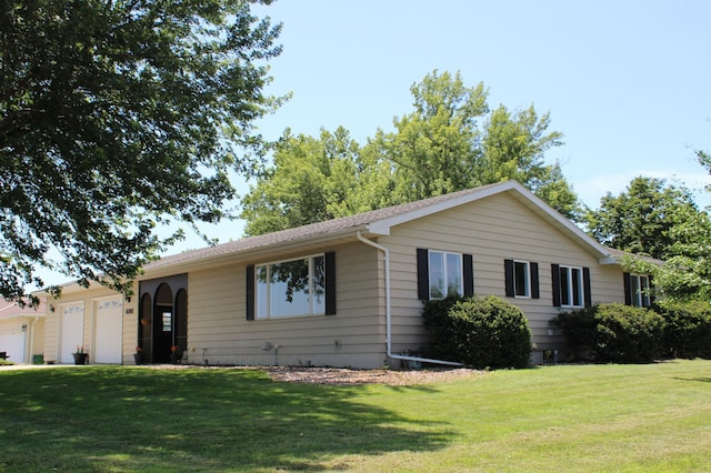 600 Venn St, Sherburn, MN 56171 - photo 1
