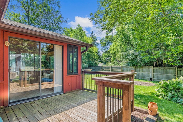 6670 Maple Dr, Rockford, MN 55373 - deck with a fenced backyard