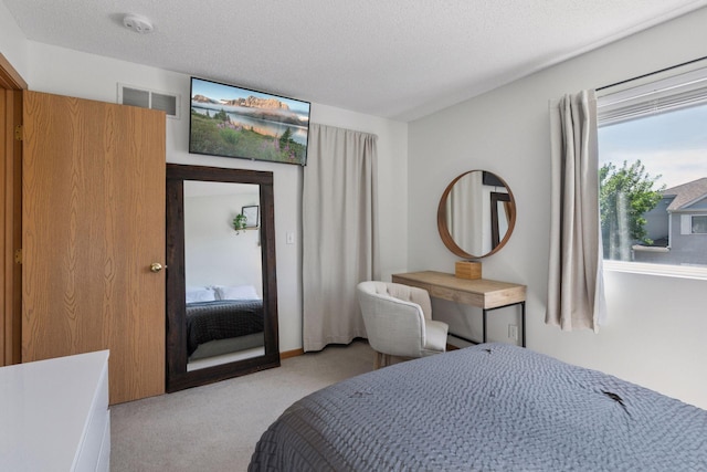 13066 Crimson Clover Ln, Eden Prairie, MN 55347 - bedroom featuring light colored carpet