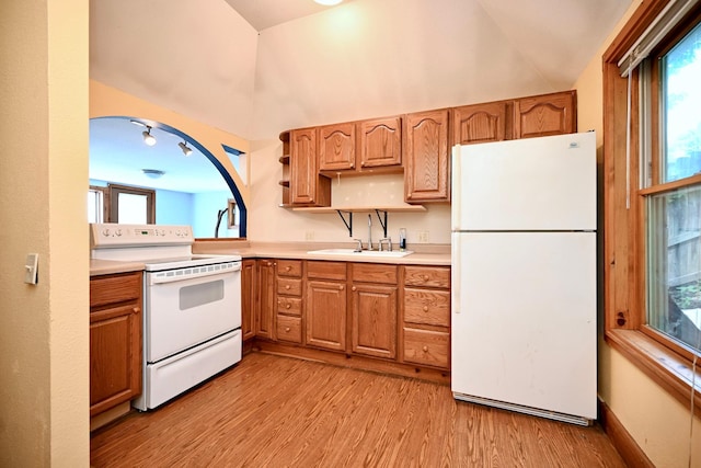 108 Hill St, Fountain City, WI 54629 - photo 12