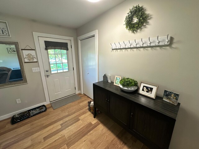 816 Thomas Dr NE, Alexandria, MN 56308 - photo 3