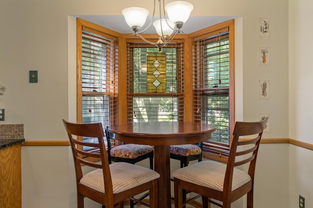 8508 Park Knoll Cir, Bloomington, MN 55438 - photo 11