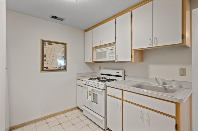 8508 Park Knoll Cir, Bloomington, MN 55438 - photo 23