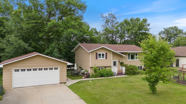 1902 3rd Ave, Grand Rapids, MN 55744 - raised ranch featuring a garage and an outdoor structure
