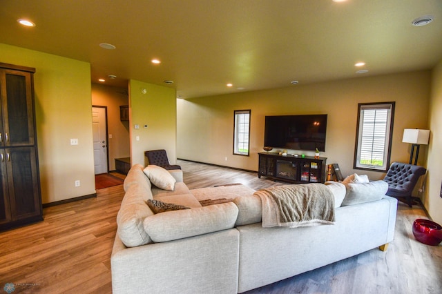 412 Hampton Dr W, Moorhead, MN 56560 - living room with plenty of natural light, light wood-style floors, and recessed lighting