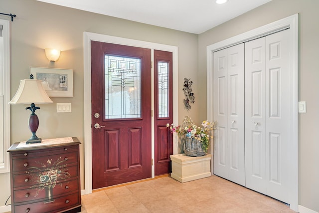 56668 145th Ave, West Concord, MN 55985 - foyer entrance with baseboards