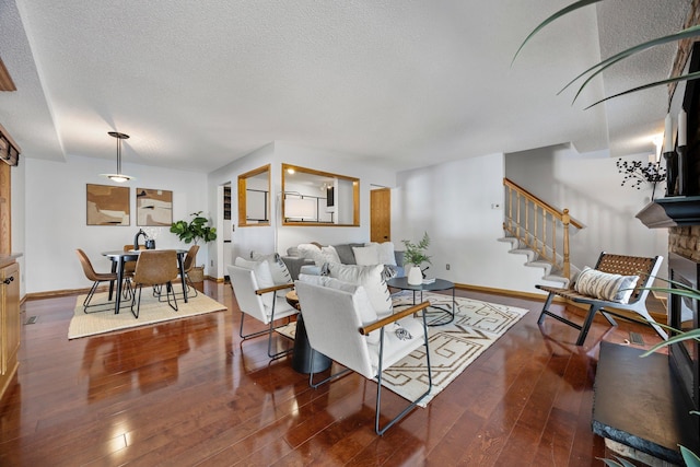 4433 Cedar Lake Rd S, Saint Louis Park, MN 55416 - photo 1