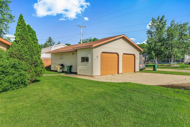 302 3rd Ave N, Bowlus, MN 56314 - view of detached garage