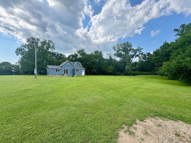 2812 150th St, Maxwell Twp, MN 56232 - view of green lawn