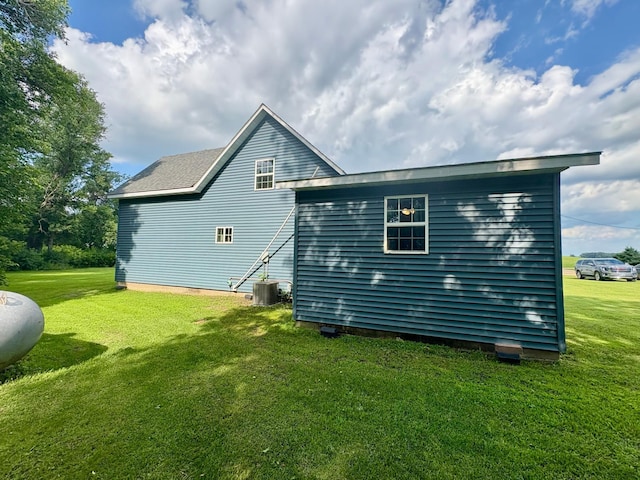 2812 150th St, Maxwell Twp, MN 56232 - back of house with a lawn