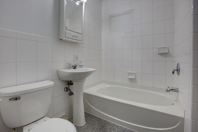 N7420 110th St, Spring Lake Twp, WI 54767 - bathroom with tile walls and washtub / shower combination