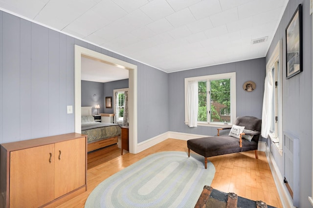 901 42nd St, Minneapolis, MN 55409 - living area with light wood-style flooring