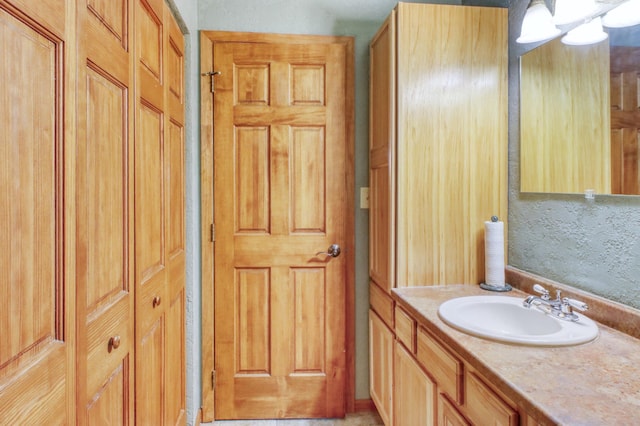 315 Park Lake Blvd Unit 104, Detroit Lakes, MN 56501 - bathroom featuring vanity