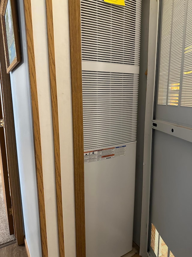 217 4th Ave SE, Pipestone, MN 56164 - detailed view of a heating unit