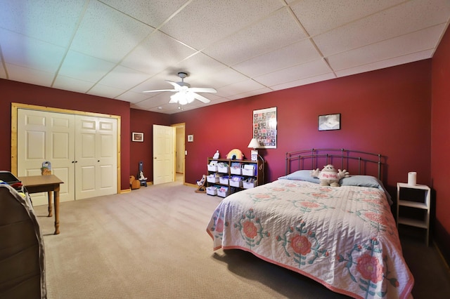 30467 Lakeview Dr, Breezy Point, MN 56472 - carpeted bedroom featuring a drop ceiling, a ceiling fan, and a closet