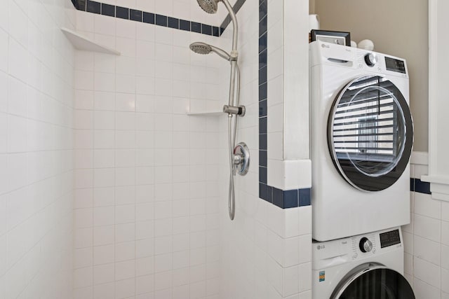 1770 Humboldt Ave S Unit 1, Minneapolis, MN 55403 - laundry room featuring stacked washer and clothes dryer
