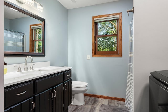 621 Twelve Oaks Ln, Hudson, WI 54016 - full bath with vanity and wood finished floors