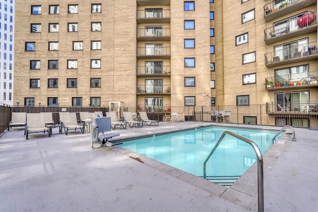 121 Washington Ave S Unit 513, Minneapolis, MN 55401 - view of community pool