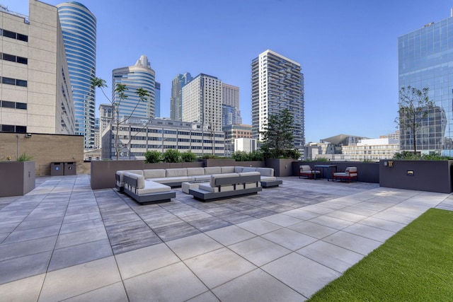 121 Washington Ave S Unit 513, Minneapolis, MN 55401 - view of patio / terrace with outdoor lounge area and a view of skyline