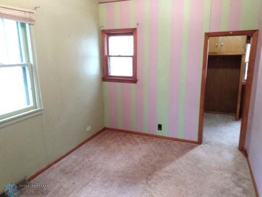 210 3rd Ave SE, Lidgerwood, ND 58053 - photo 9