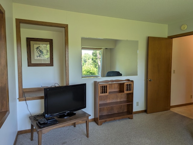 417 Ridge Rd, Albert Lea, MN 56007 - living area featuring carpet
