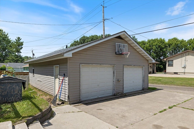 602 8th St NW, Chisholm, MN 55719 - view of detached garage