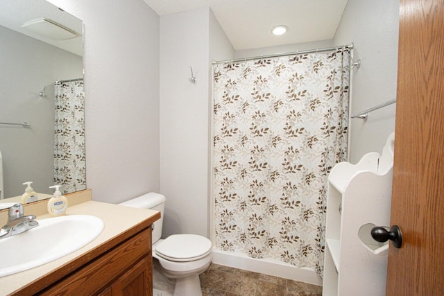 2223 Fairbanks Dr, North Mankato, MN 56003 - full bath featuring vanity and a shower with curtain