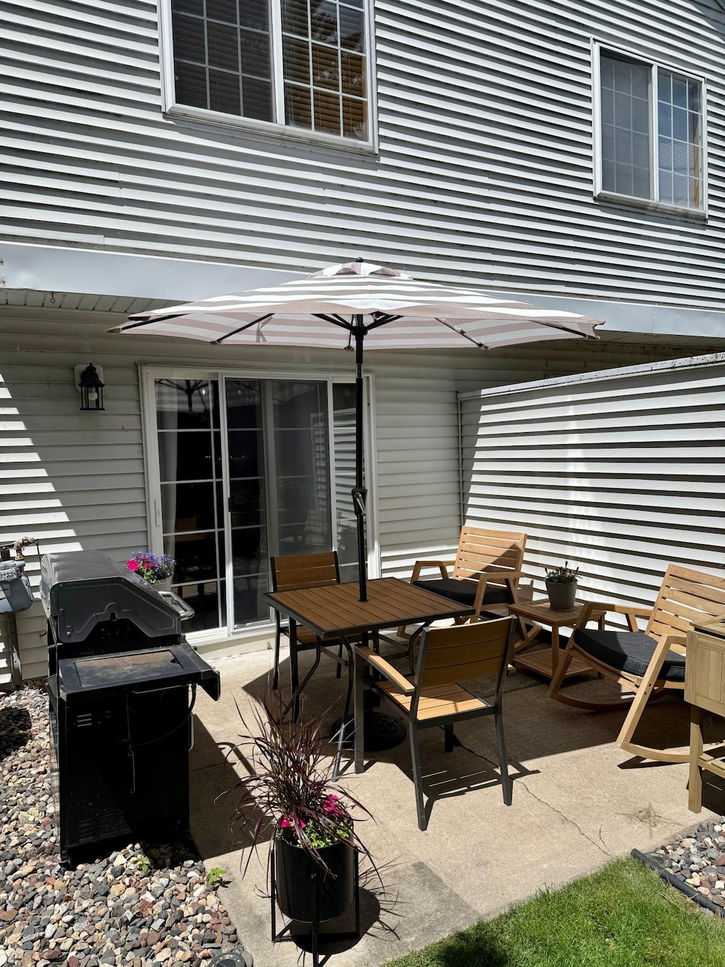 8744 Bechtel Ave Unit 109, Inver Grove Heights, MN 55076 - view of patio / terrace featuring outdoor dining area and grilling area